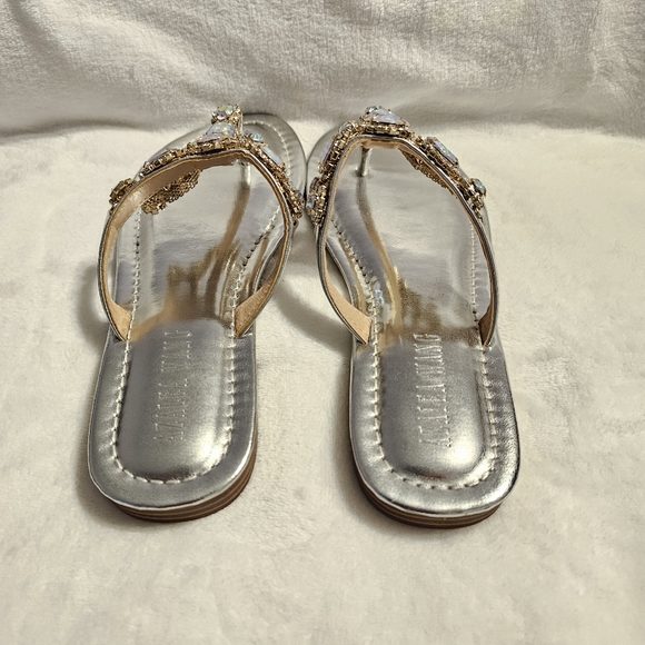 Azalea Wang Flip Flop Sandal - Size 7 - Picture 6 of 6